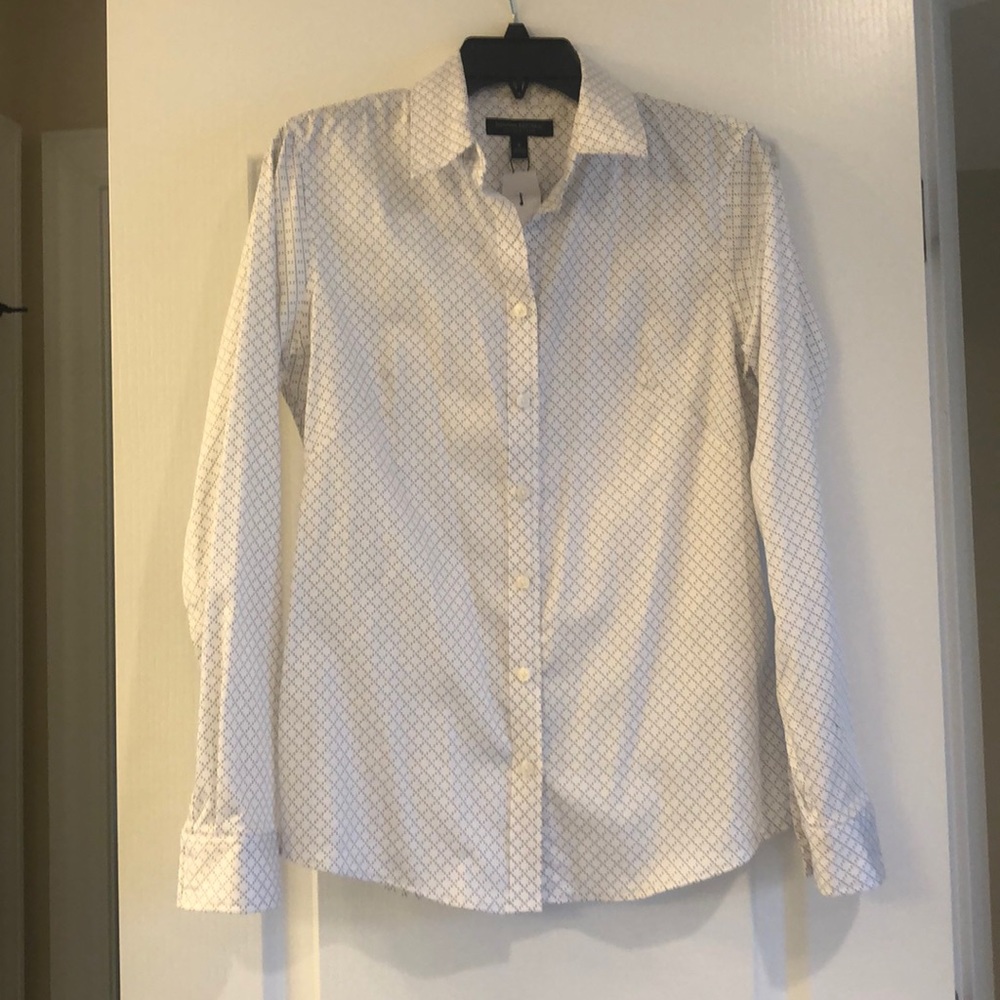 Bottom down gotten shirt